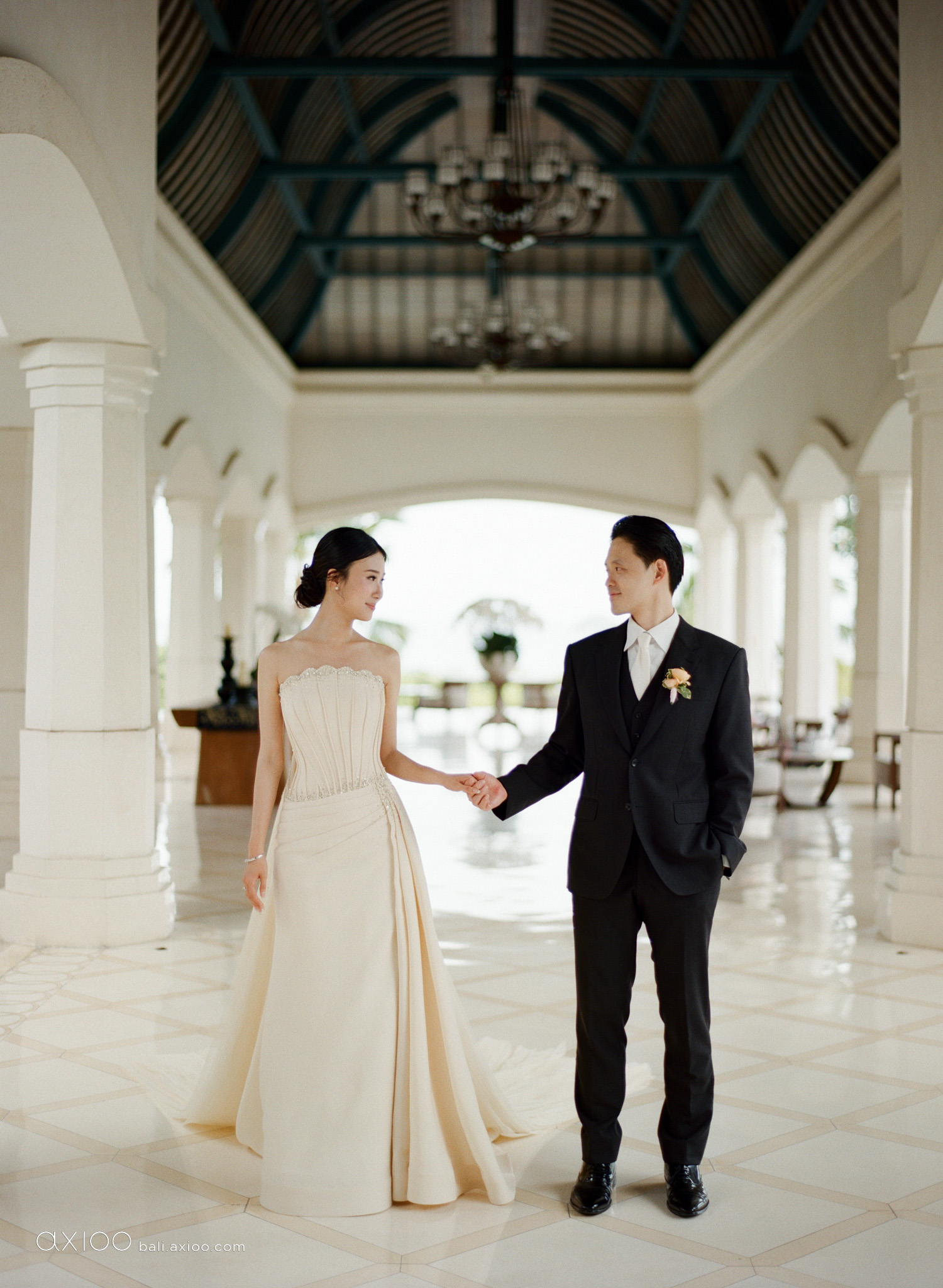 Axioo: A Wedding on Film in Bali: The AXIOO Perspective